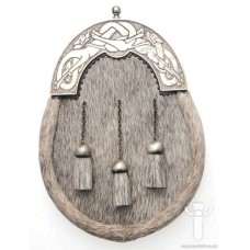 Grey Bovine Dress Sporran, Bulldog Cast Dog Cantle